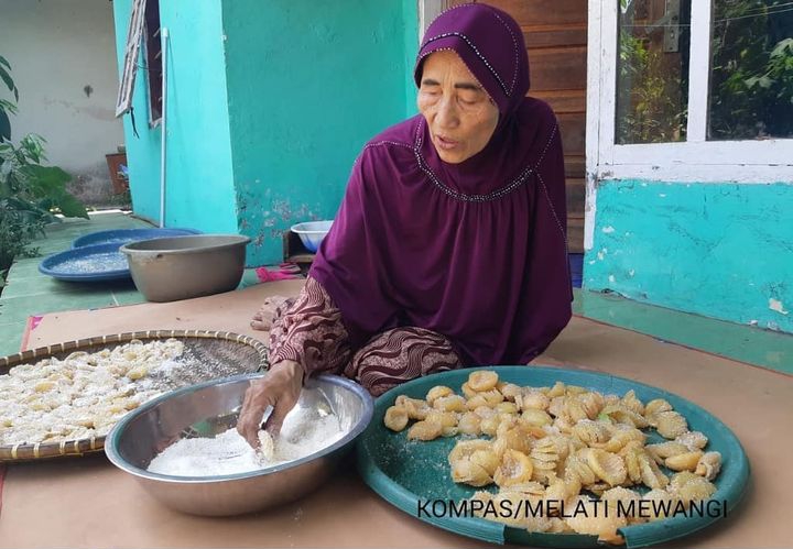 Mak Ijoh dan Sejarah Kejayaan Buah Pala di Purwakarta 