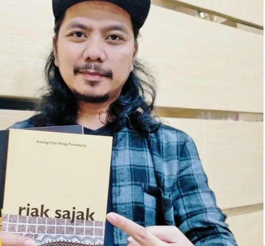 Cerita Rudy Aliruda: Sosok Kreatif Dibalik 'Riak Sajak' Kumpulan Puisi Syahdu Tentang Purwakarta