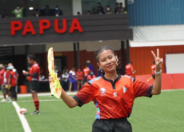 Qonidah Salsabila, dari Wasit Rugby Hingga Mendapatkan Beasiswa S-3 di Tsinghua University Cina