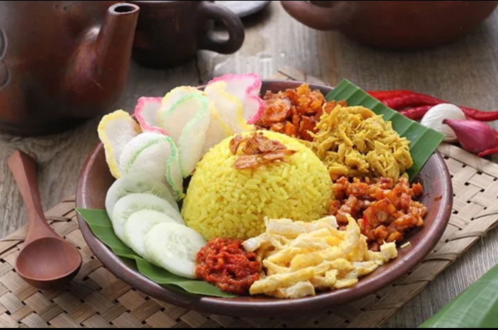 Mengsedih, Porsi Nasi Uduk di Purwakarta Berkurang. Efek Harga Beras di Purwakarta Masih Tinggi!