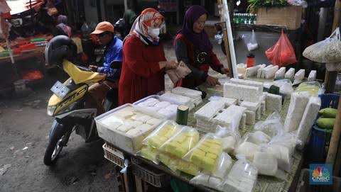 Makin Mungil, Harga Kedelai Masih Tinggi. Produsen Perkecil Ukuran Tahu dan Tempe di Purwakarta?