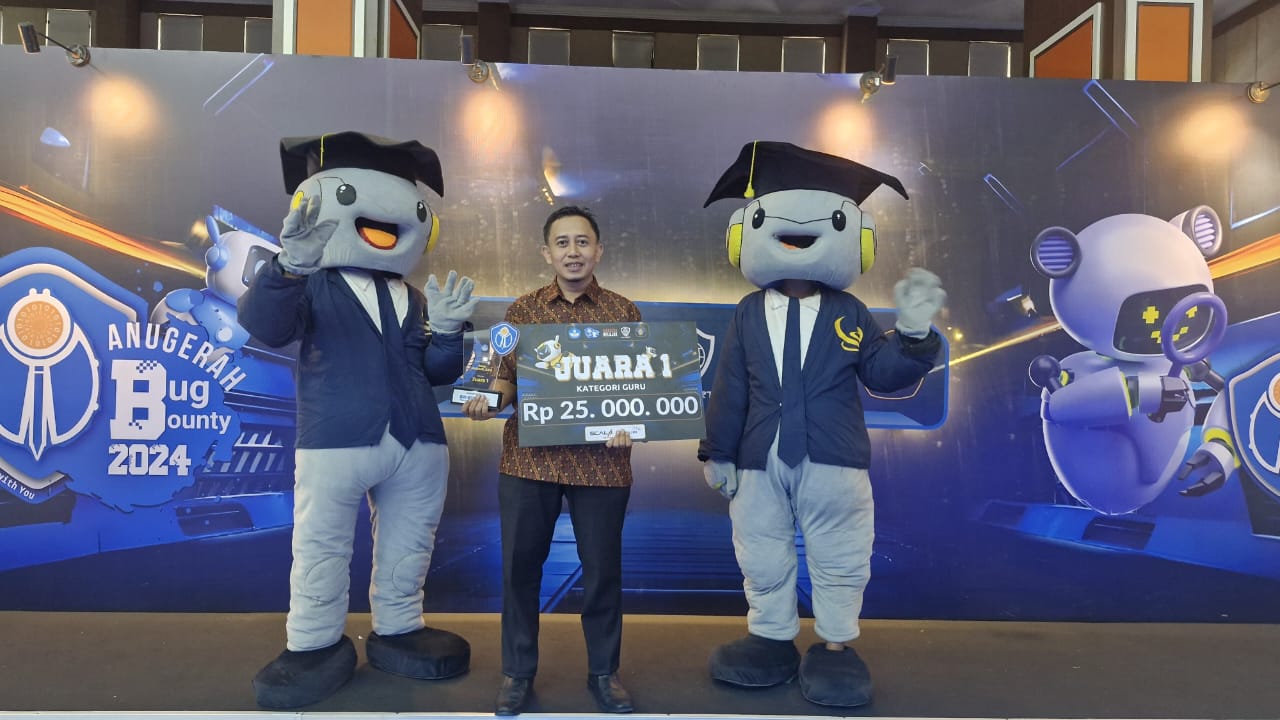 Asep Mulyadi, Guru SDN Cikadu Purwakarta Raih Juara Nasional 'Bug Bounty' Kemendikbudristek Tahun 2024