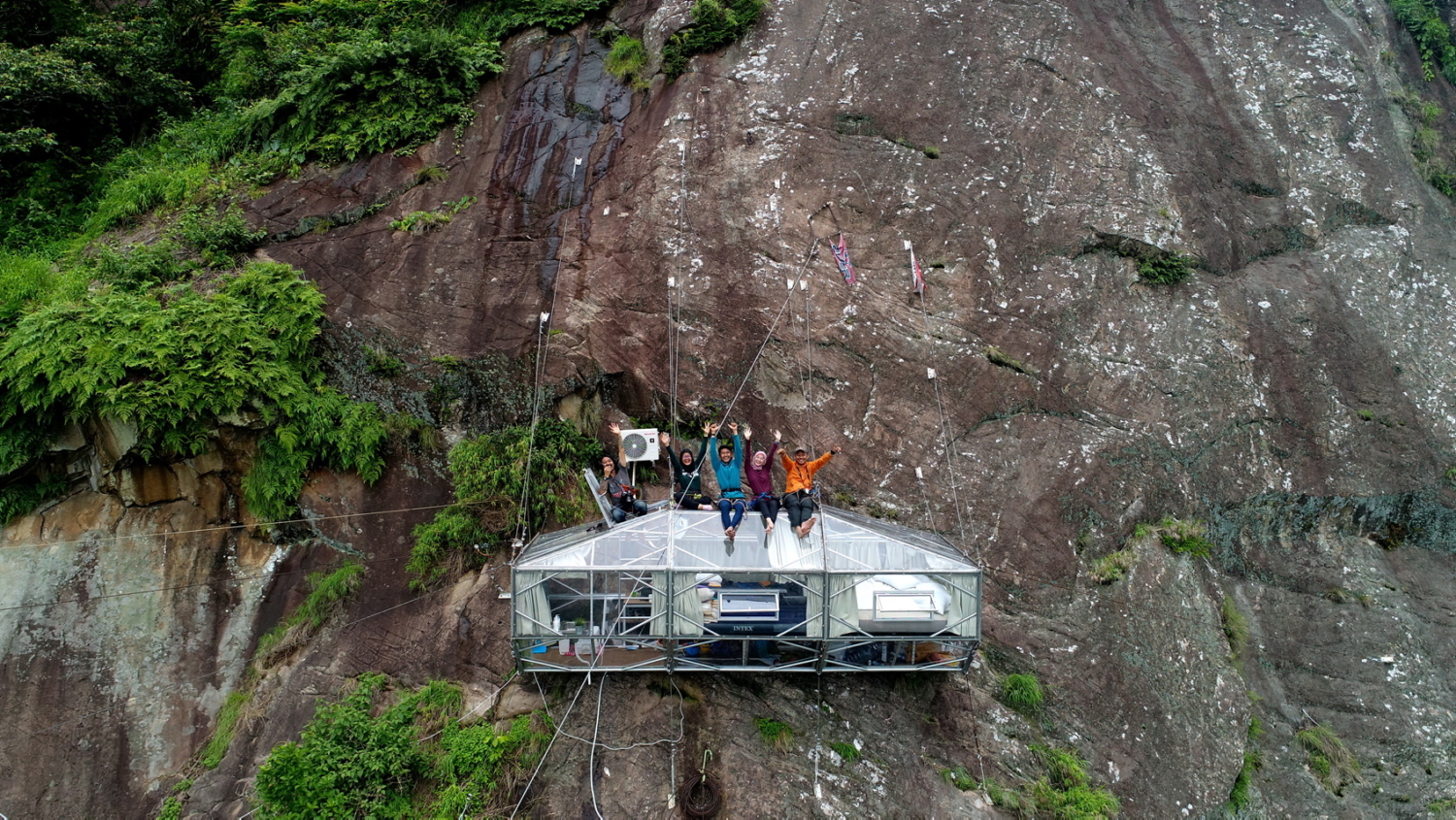 Guys, Apakah Hotel Gantung di Gunung Parang Purwakarta Masih Beroperasi? Yuk Cekidot Infonya!